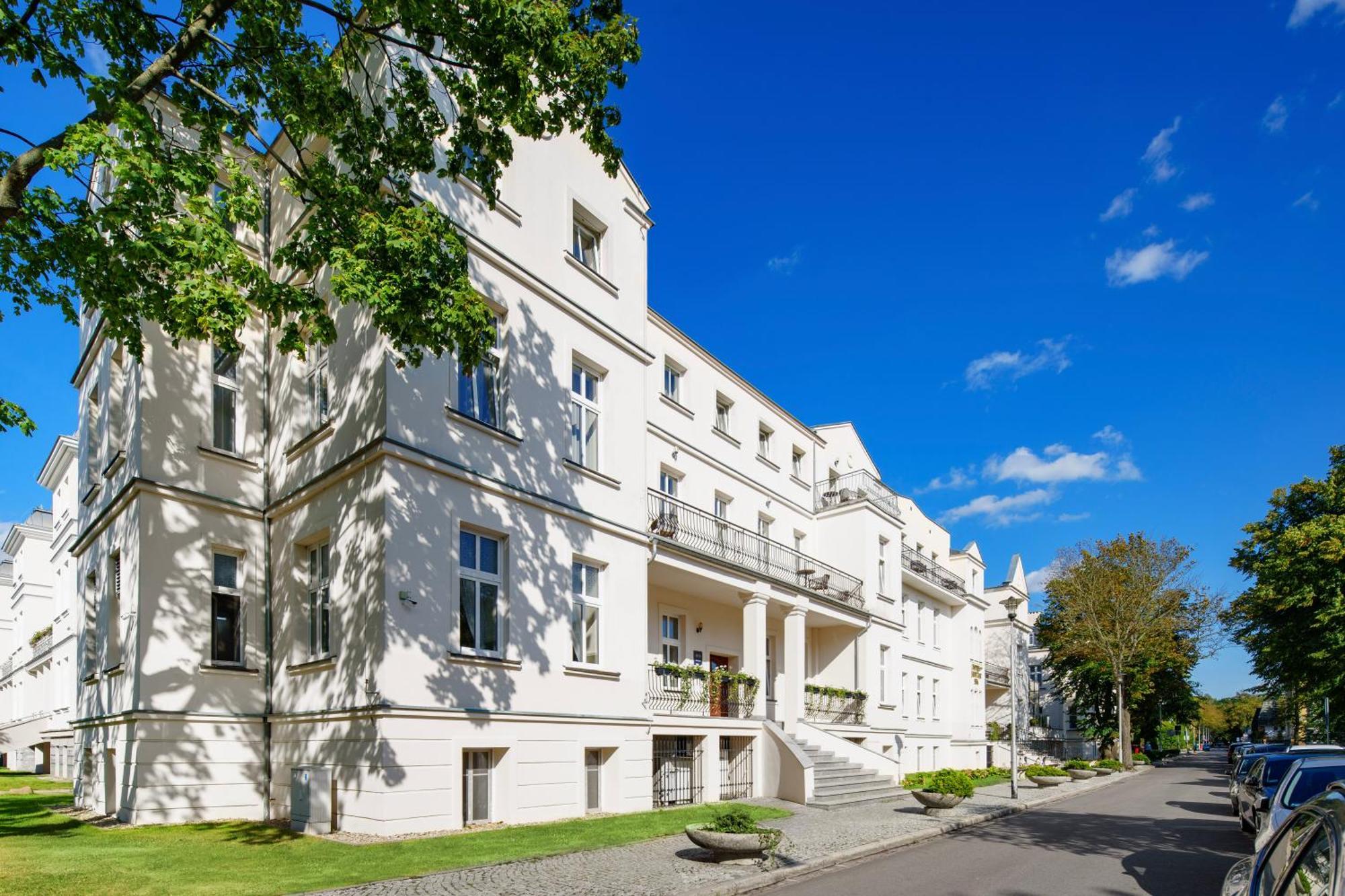 Jantar Hotel & Spa By Zdrojowa Kołobrzeg Esterno foto