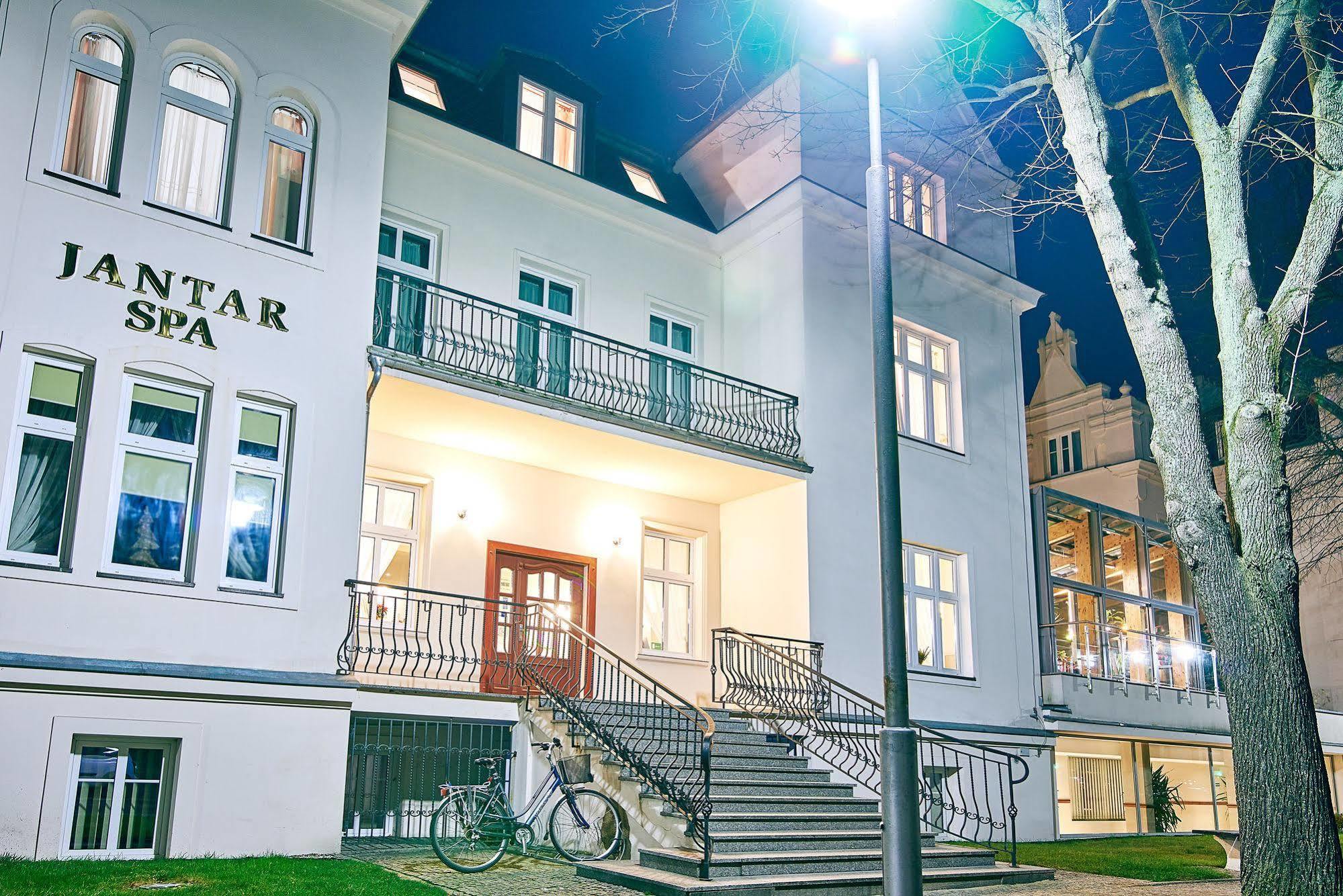 Jantar Hotel & Spa By Zdrojowa Kołobrzeg Esterno foto